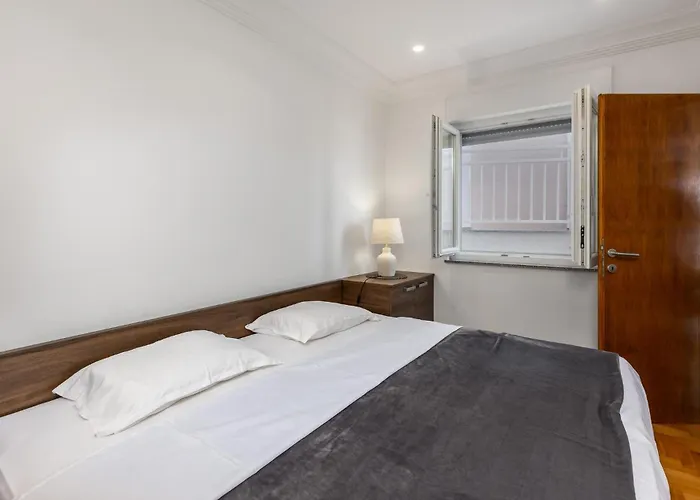 One Bedroom Amazing In بيت للعطل *