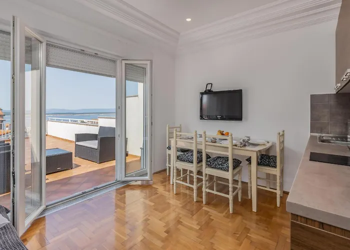 One Bedroom Amazing In بيت للعطل تْسْغيكفانِتْسا