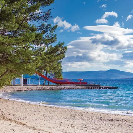 Magnifique Maison à Avec Wi-fi Hébergement de vacances Crikvenica